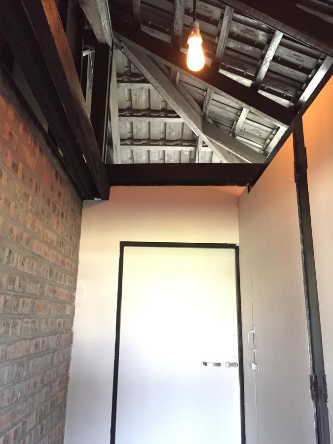 Celia Hostel Mandalay Bagian luar foto