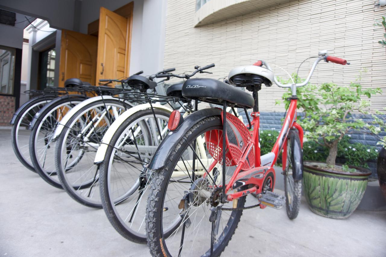 Celia Hostel Mandalay Bagian luar foto