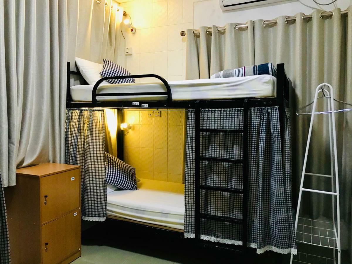 Celia Hostel Mandalay Bagian luar foto
