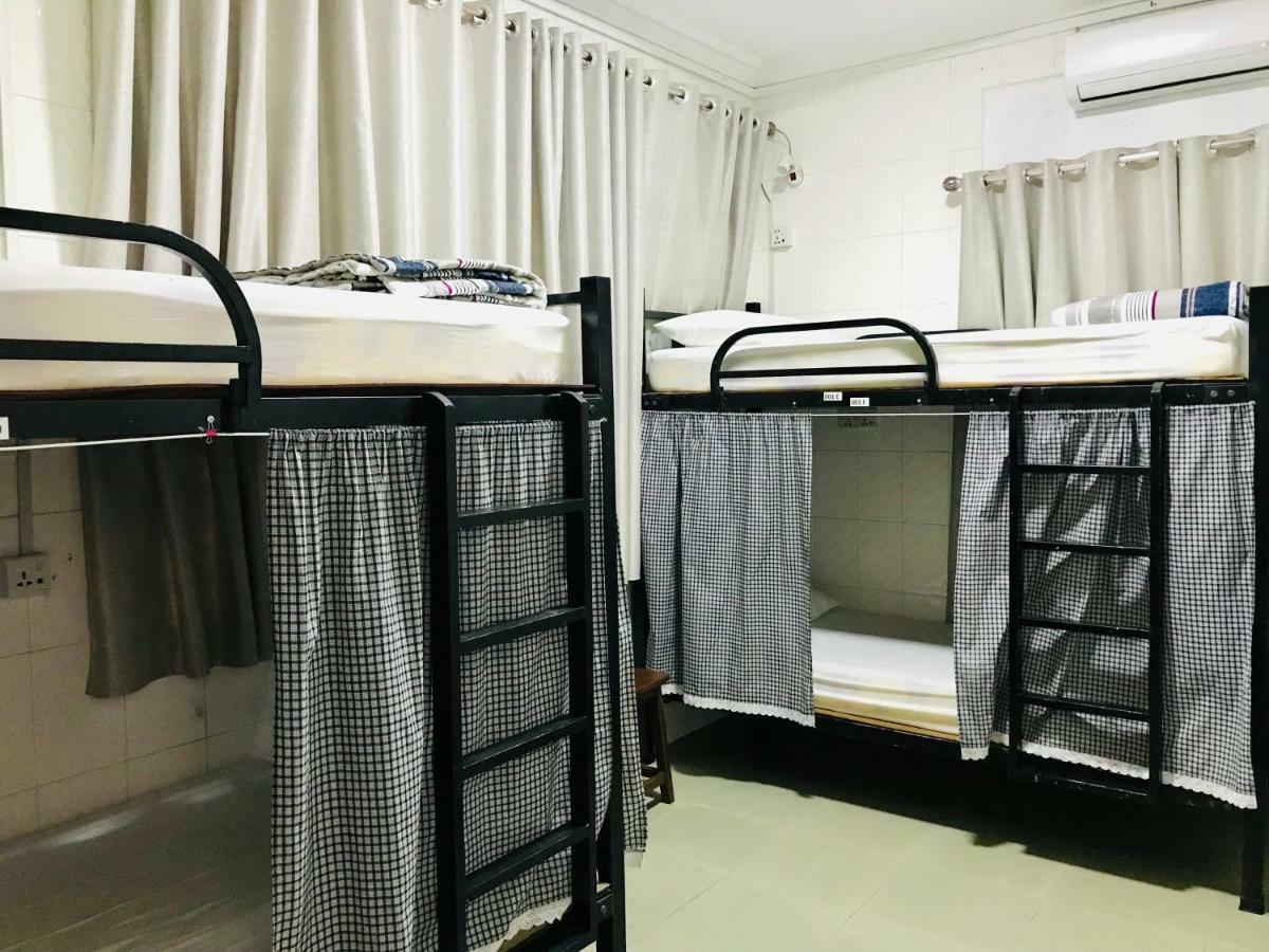 Celia Hostel Mandalay Bagian luar foto